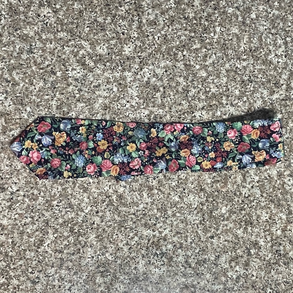 Wildflower Flower Pattern Tie 100% Cotton, Rainbow Colors - Picture 4 of 6